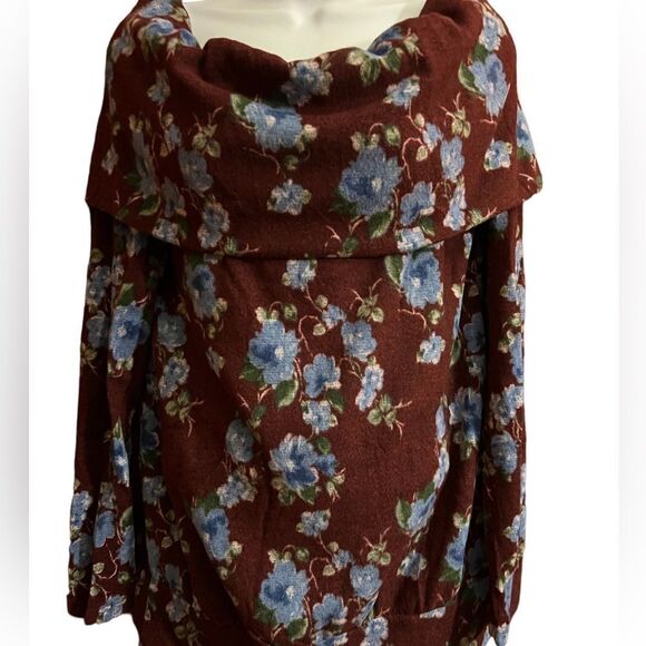 Cherish Brushed Fleece Cowl Neck Top - Picture 2 of 3